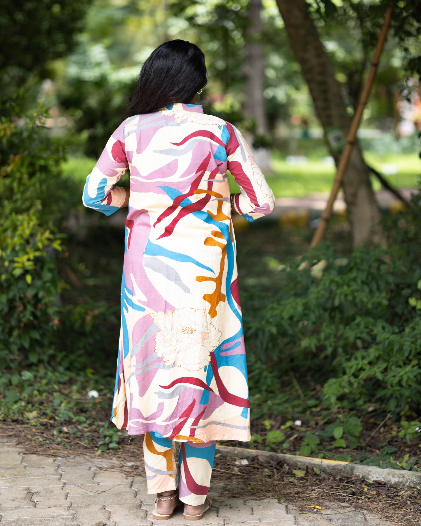 Women's Abstract Floral Printed Kurta and Pant Set (Cotton Blend)