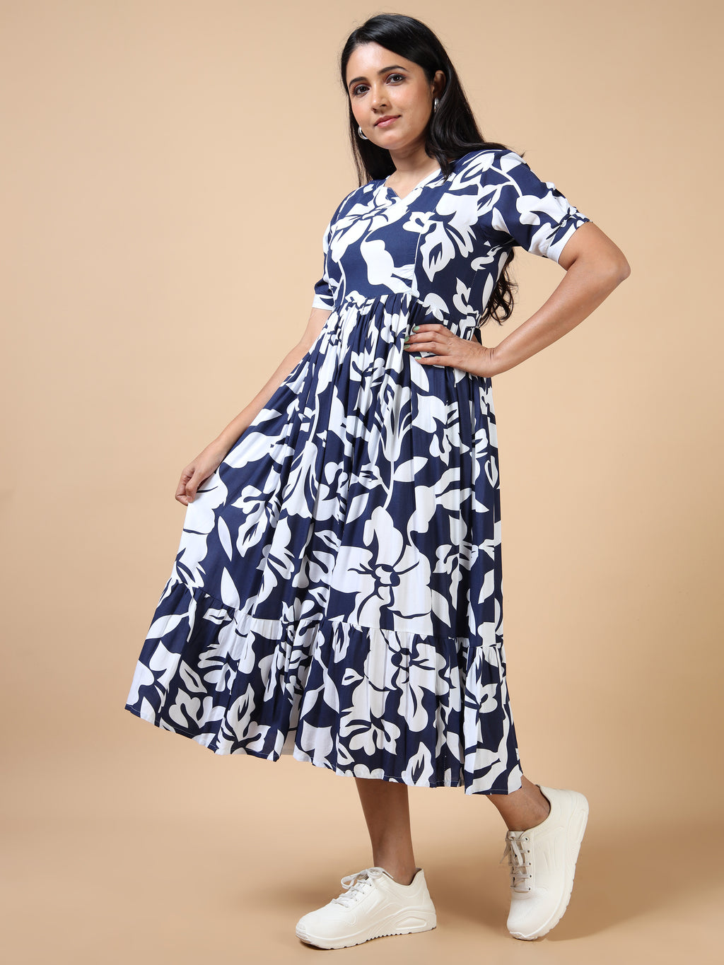 Feeding Navy Floral Maternity Kurti