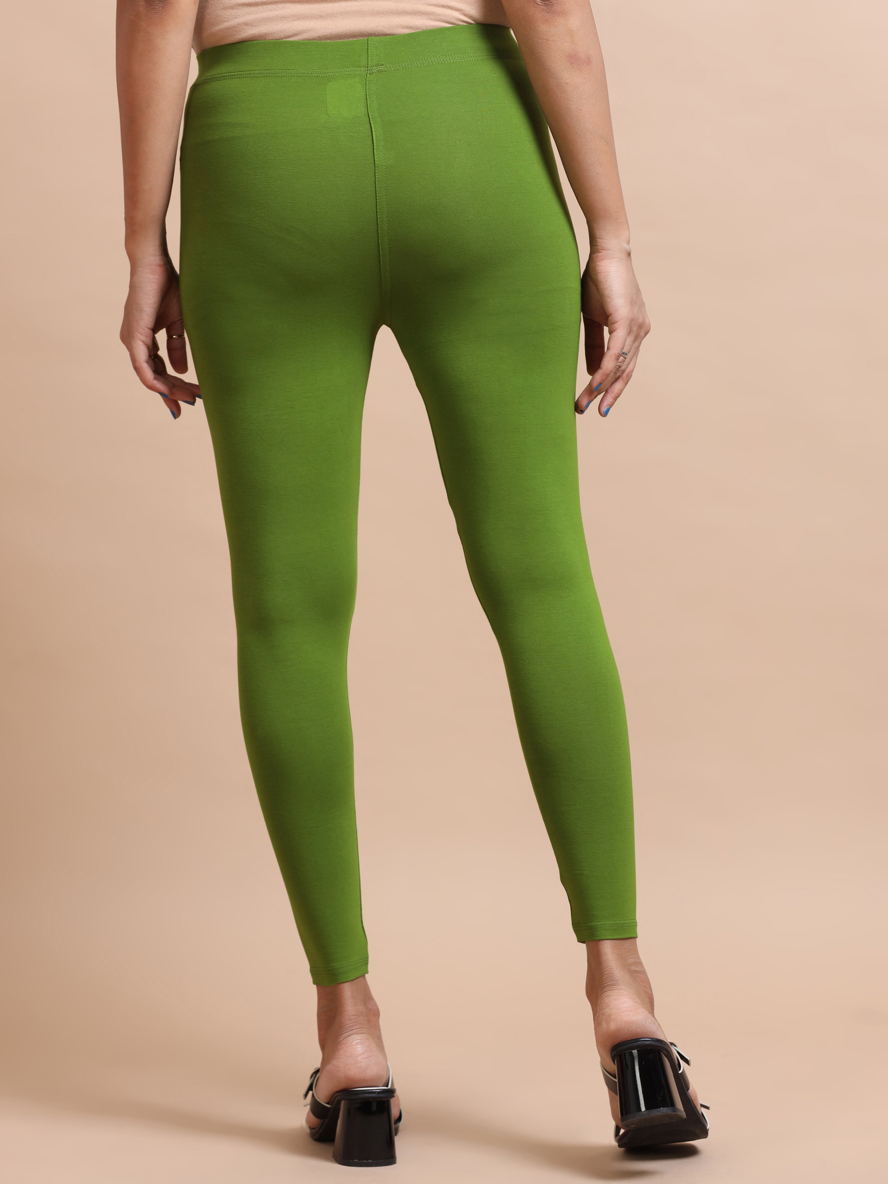 Mehendi Green Ankle Fit Leggings for Women