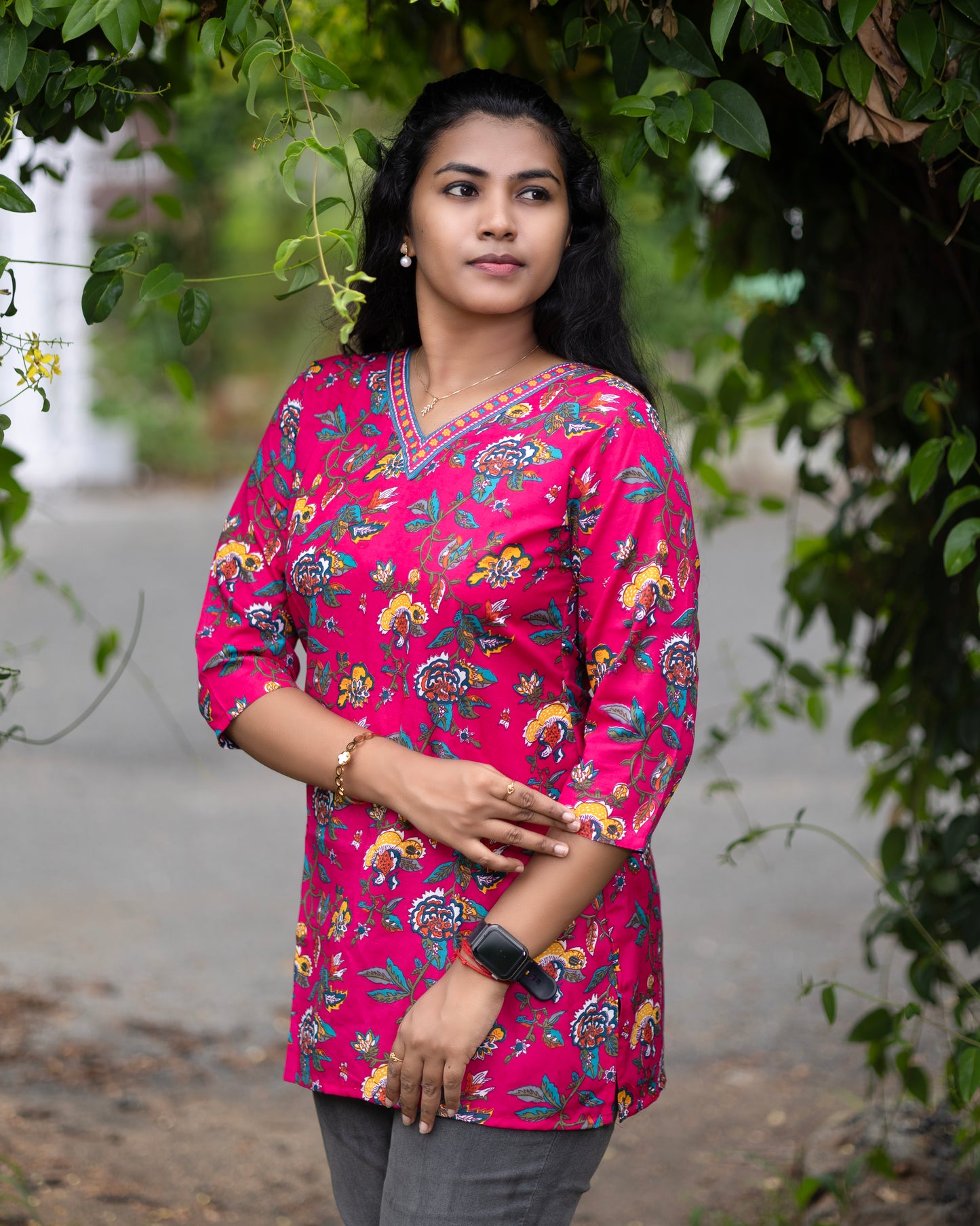 Jaipuri Cotton Short Kurti with Vibrant Floral Vine Print and Neck Embroidery Detailing