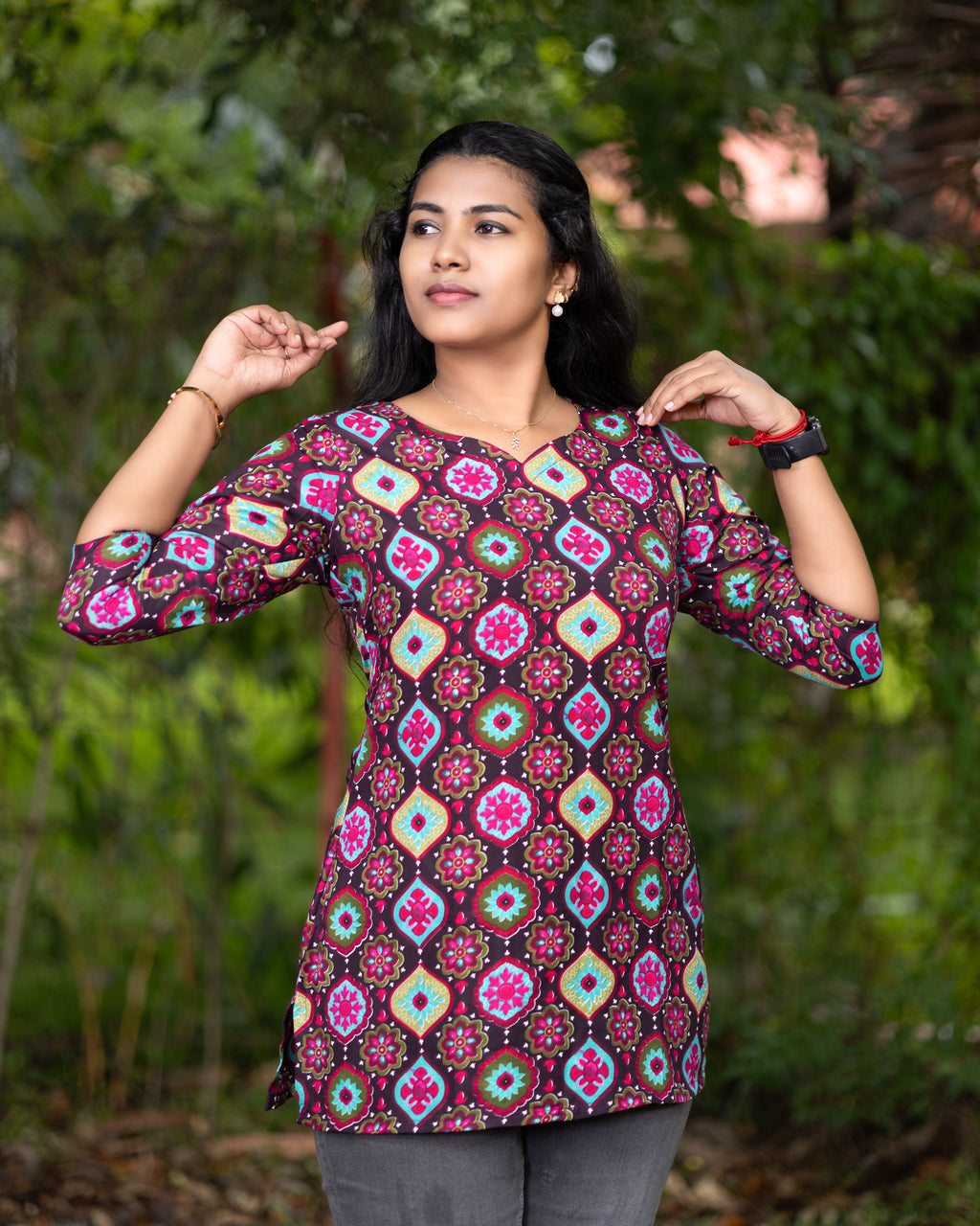 Jaipuri Cotton Short Kurti with Geometric Floral Butti Print Design