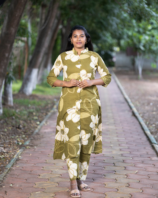 Women's Jaipuri Floral Print Cotton Co-Ord Set | Front Button Long Kurta with Pant | Stylish Ethnic Set