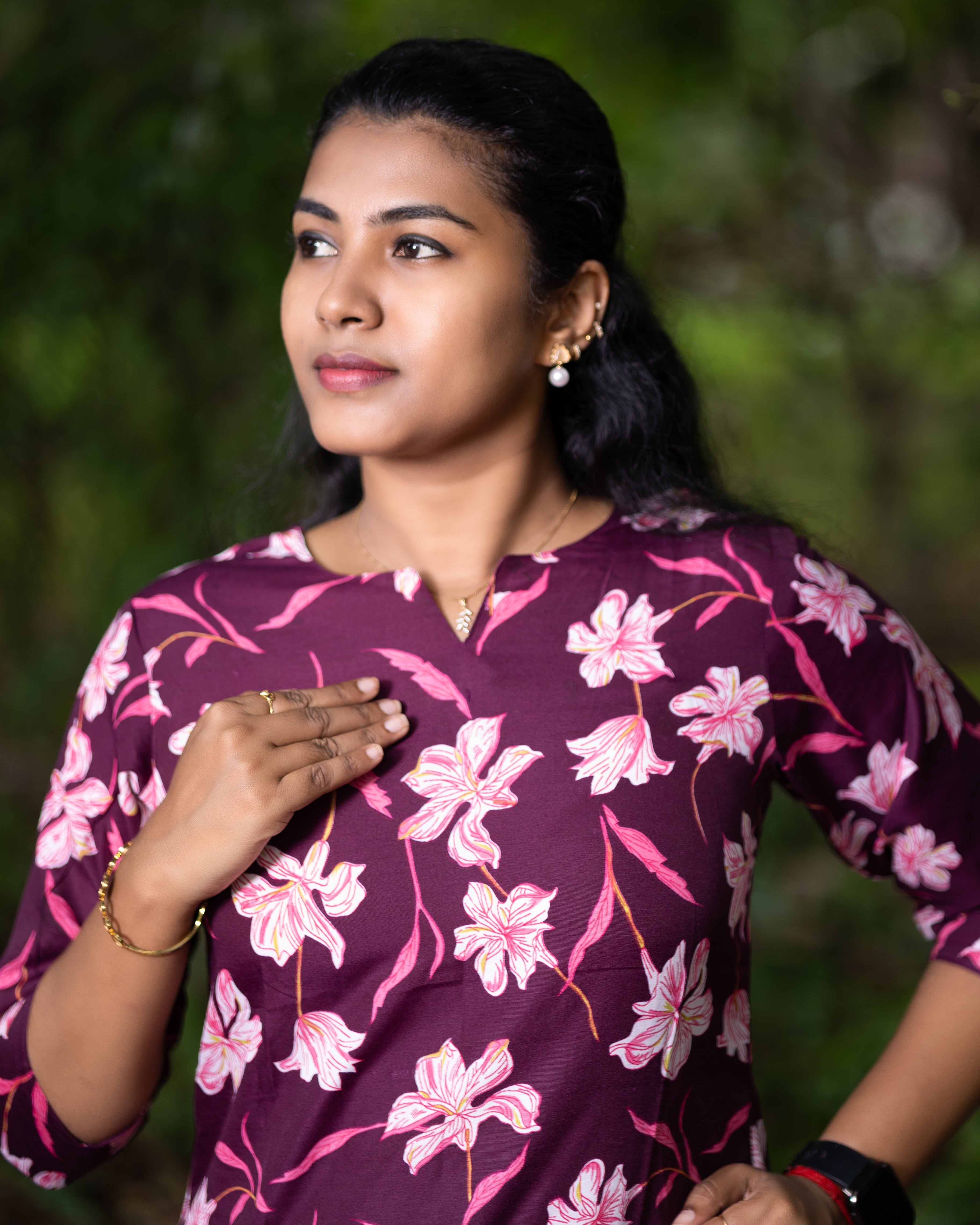 Jaipuri Cotton Short Kurti with All-Over Lily Floral Print Design