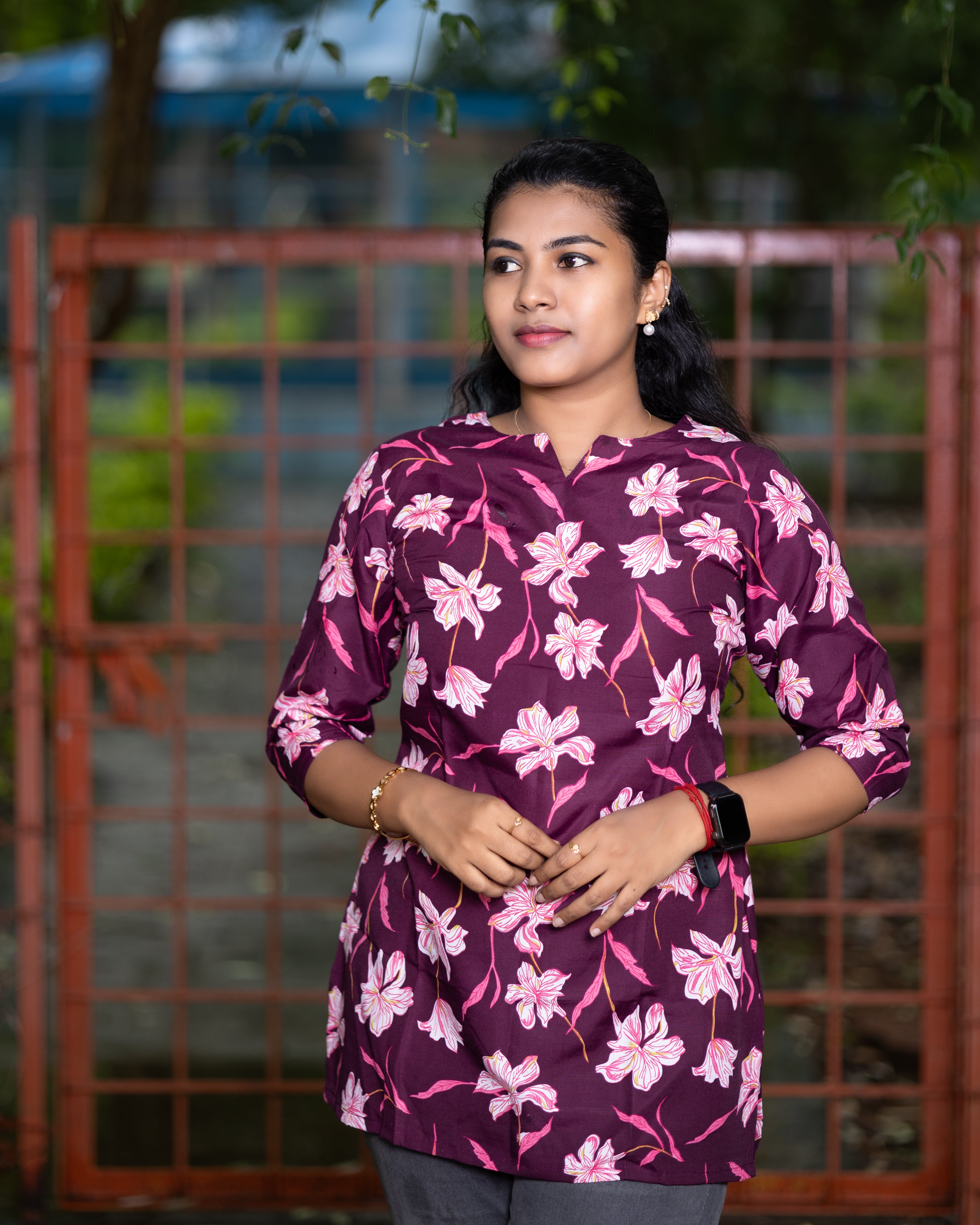 Jaipuri Cotton Short Kurti with All-Over Lily Floral Print Design