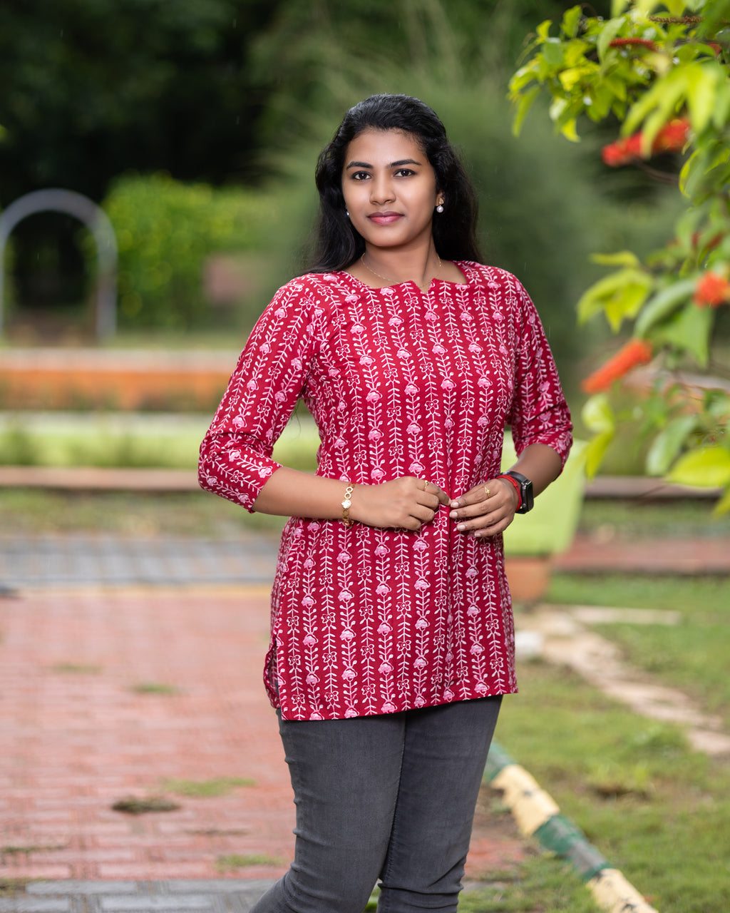 Jaipuri Cotton Short Kurti with Vertical Floral Handblock Print Design