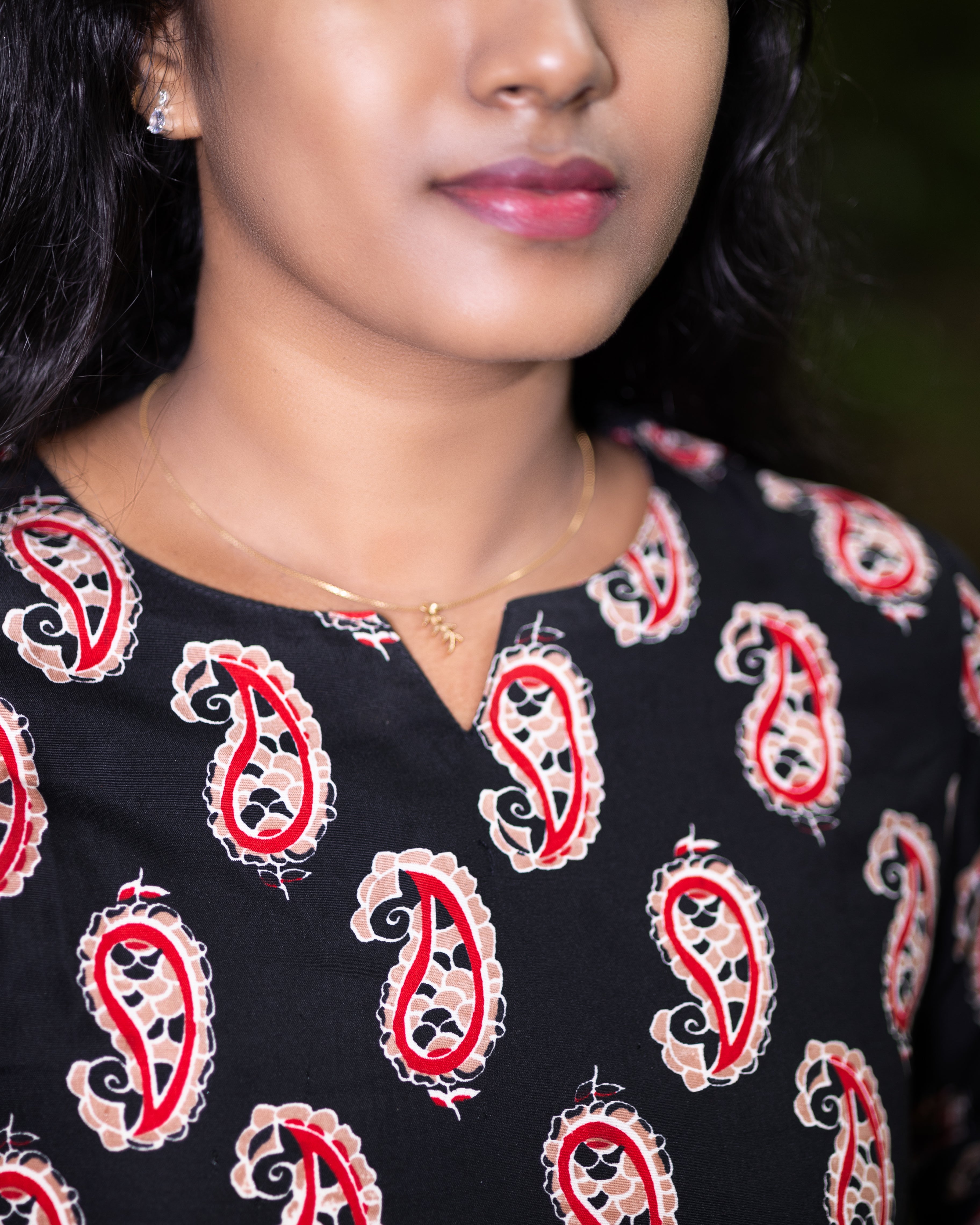 Jaipuri Cotton Short Kurti with Red Paisley Print Design
