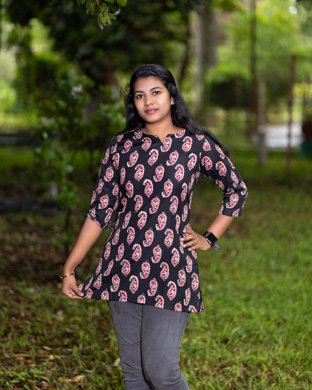 Jaipuri Cotton Short Kurti with Red Paisley Print Design