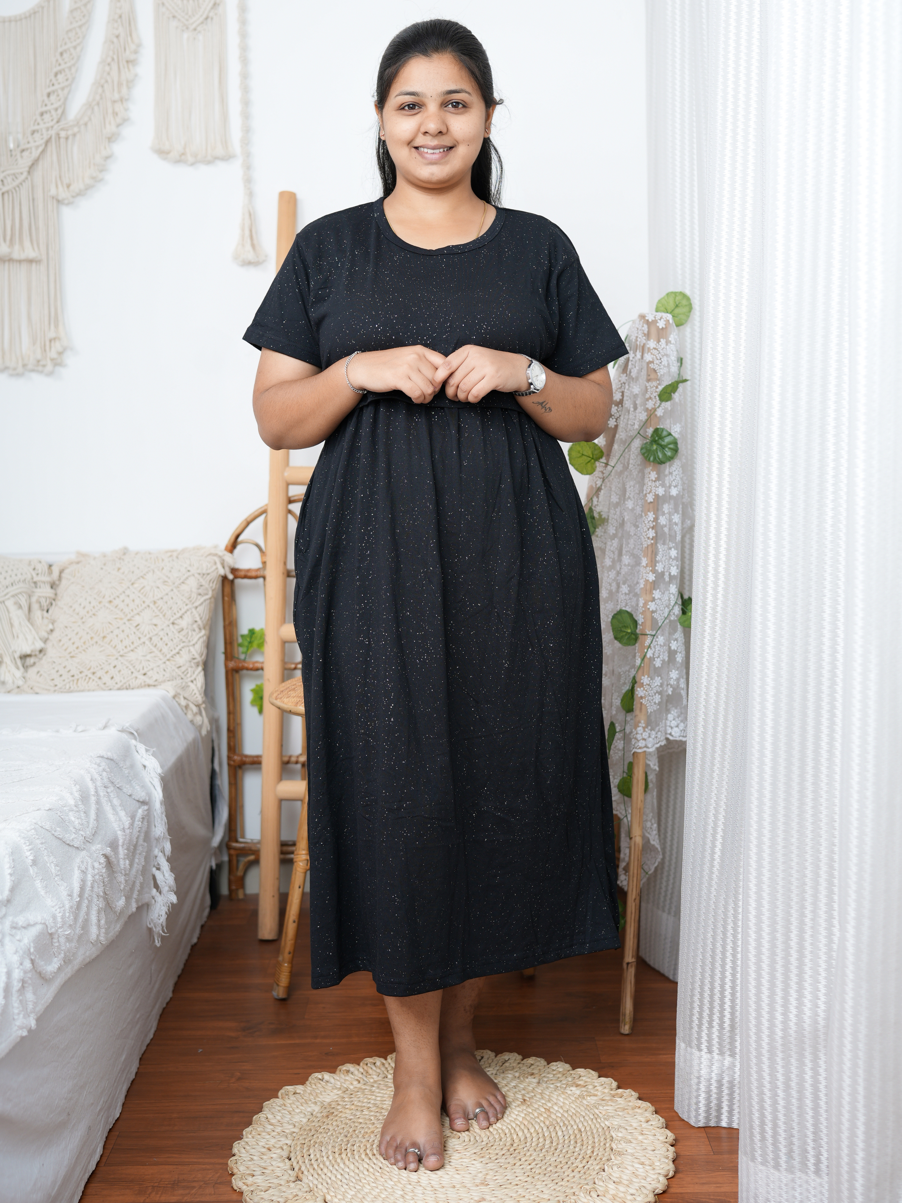 Zipless Maternity & Nursing Dress - Black