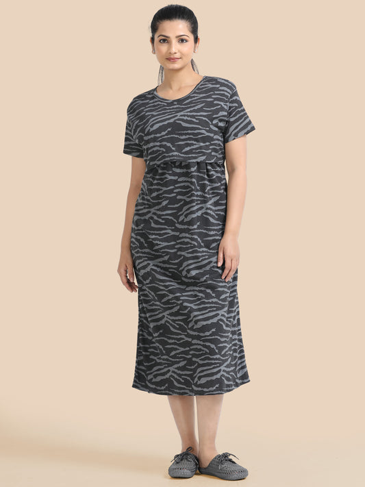 Zipless Feeding Maternity Dress - Trendy Black Print