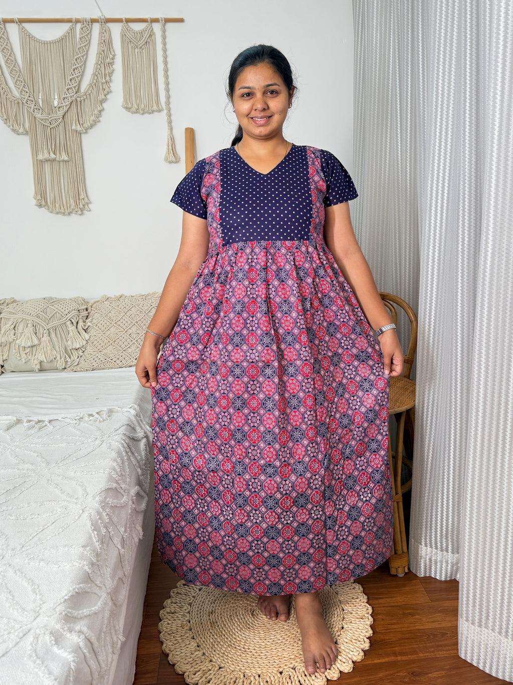 Feeding Navy Blue & Red Printed Maxi Nighty